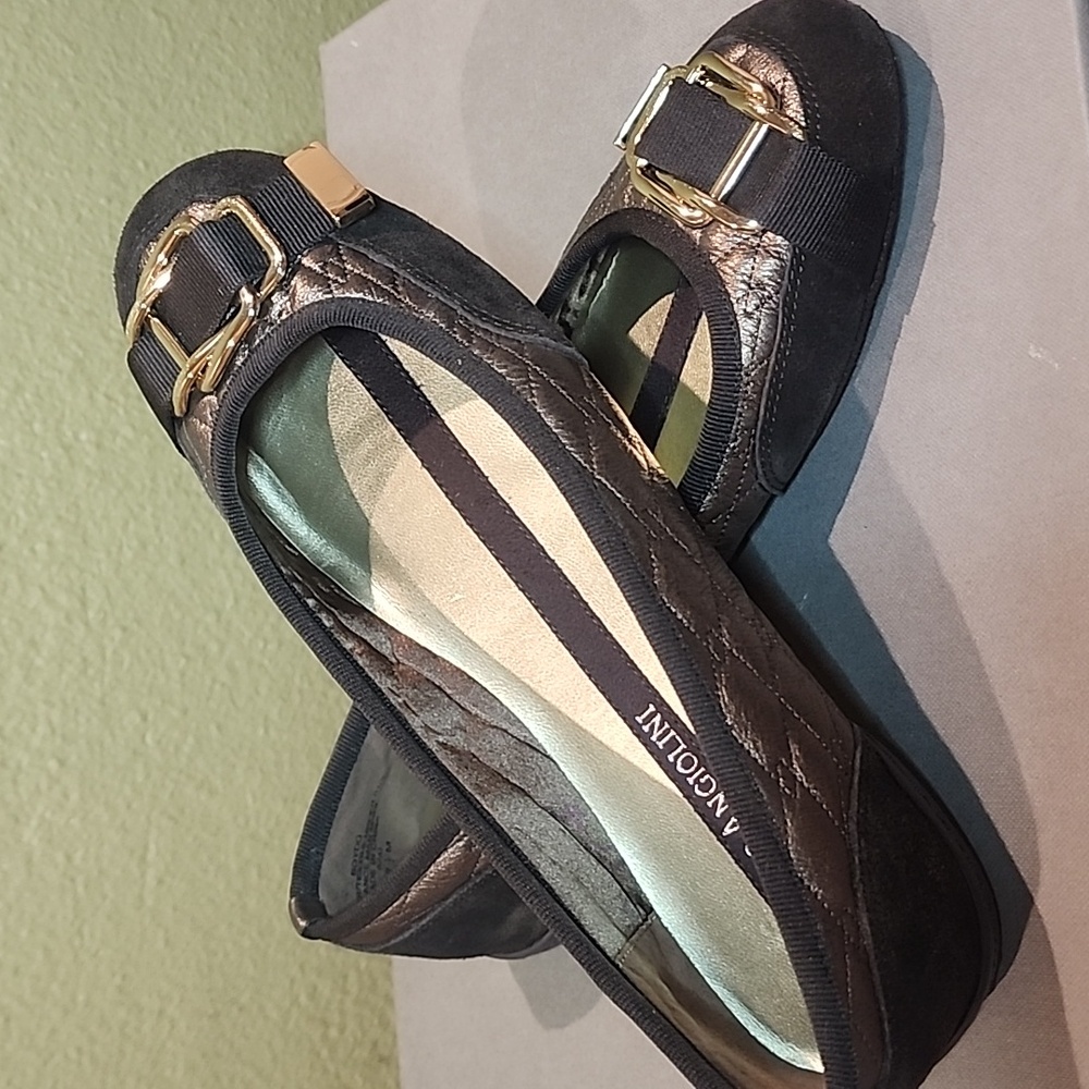Enzo Angiolini Brown/Bronze Quilted Flats with Gold Buckle Size 7.5M